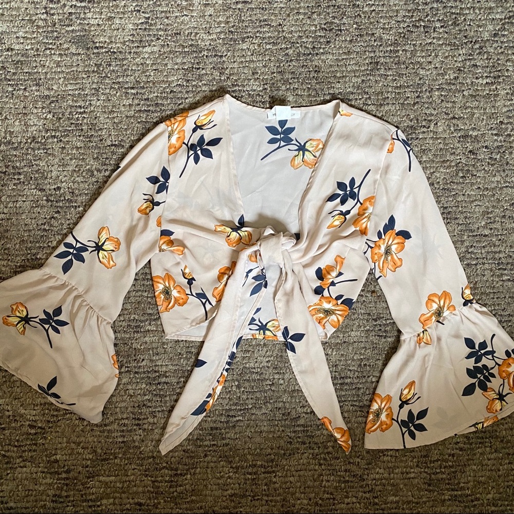 Floral tie wrap crop top